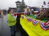 merry-judging-float-web